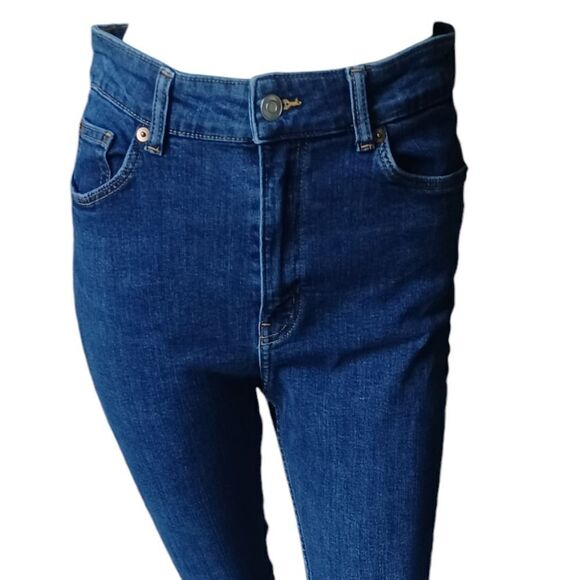 410318....Dark Wash Skinny Jeans Size 26" Waist - Picture 1 of 5